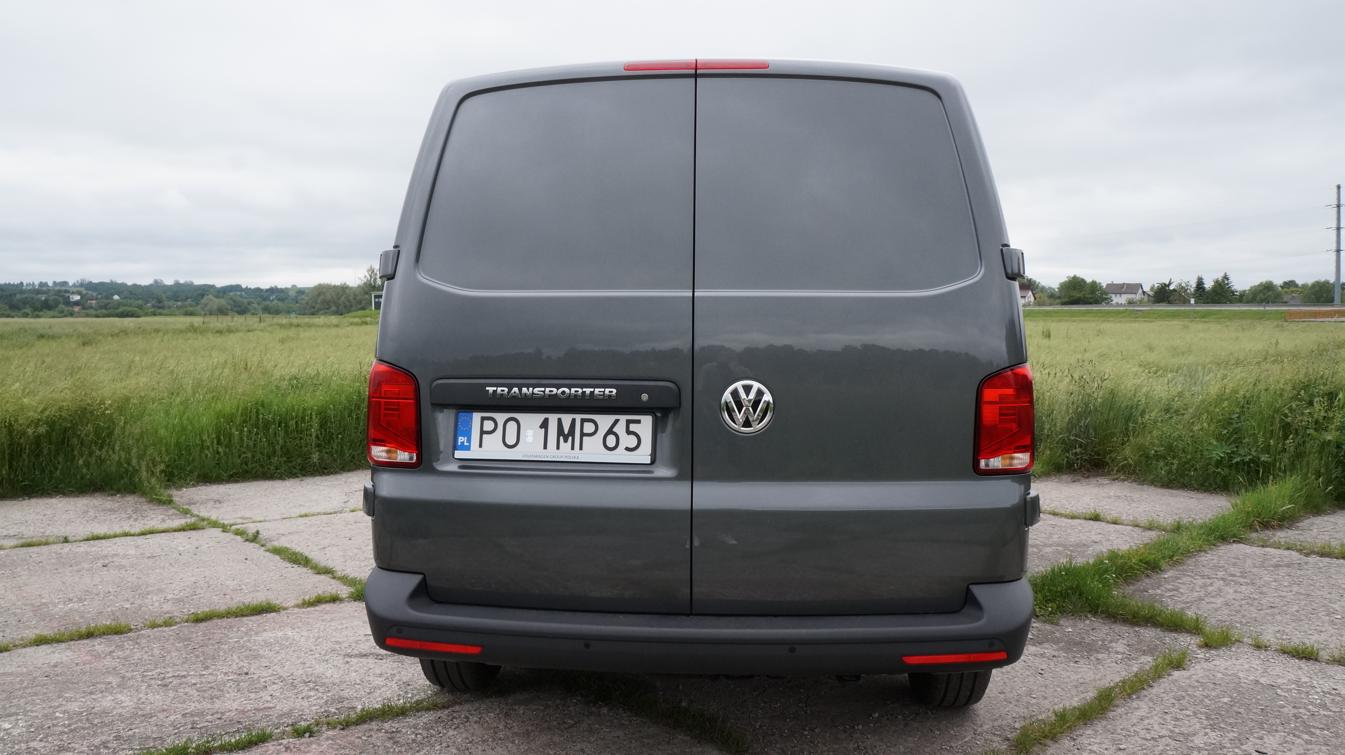 Volkswagen Transporter T6.1 2,0 TDI MT6 Z szacunkiem